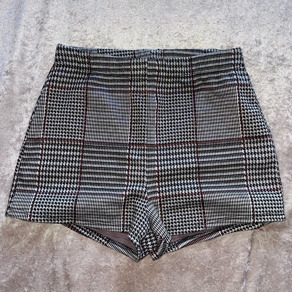 TIMING | Plaid High Waisted Shorts | Size S